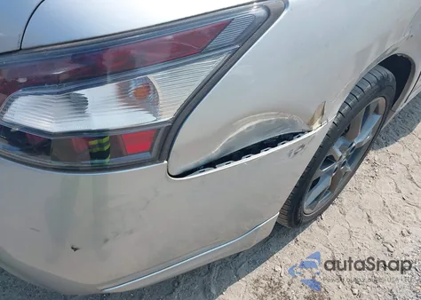 2012 Nissan Maxima 3.5 S z USA, uszkodzony, nr VIN 1N4AA5AP6CC841081